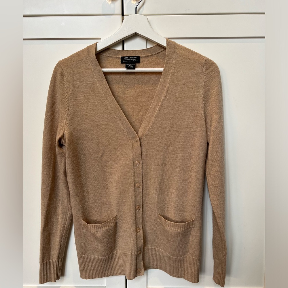 Lord & Taylor merino wool cardigan S